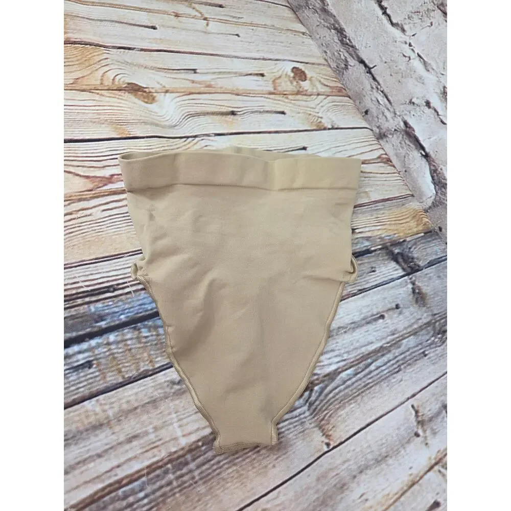 Skims thong shape wear seamless tan size small NEW - Picture 3 of 3